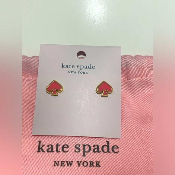 🩷NWT Kate Spade Pink Spade Enamelled Stud Earrings 🩷 - Picture 1 of 5